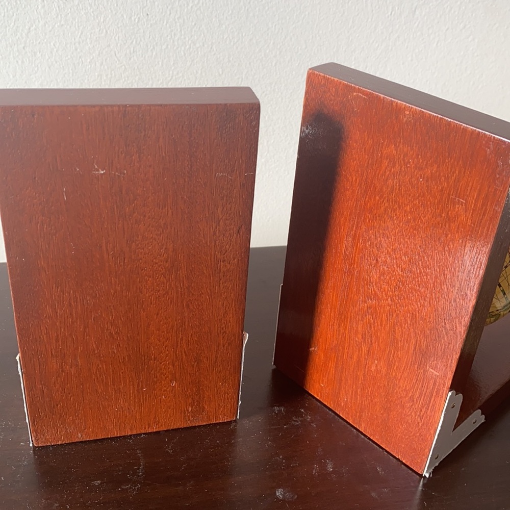 Vintage Poly Globe Bookends - Picture 4 of 4